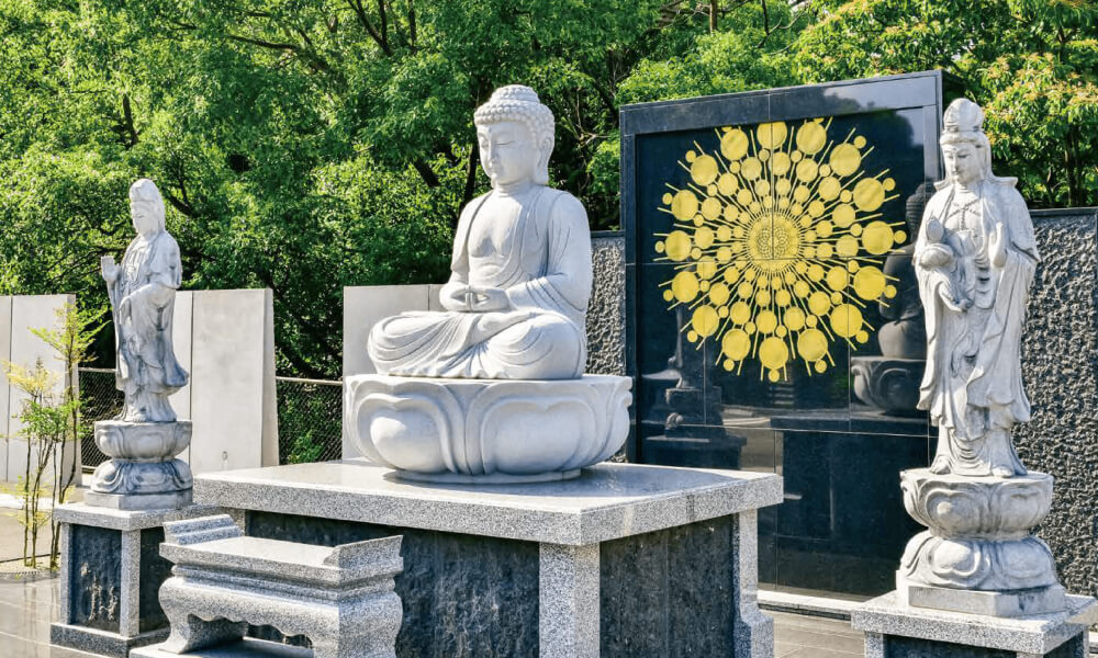 阿弥陀三尊